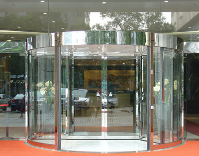 兩翼旋轉(zhuǎn)門(mén) 精致美觀(guān)，造型獨(dú)特，盡在金牛區(qū)登云門(mén)業(yè)